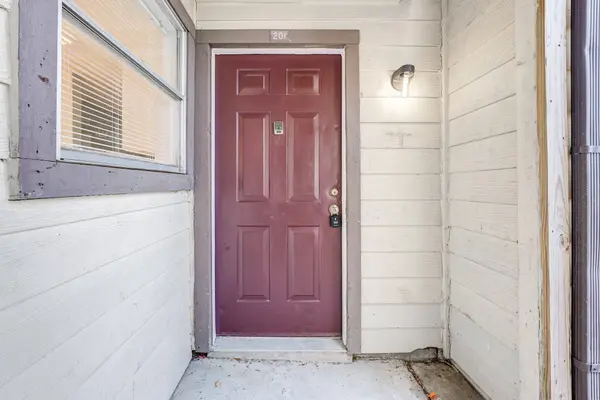12615 Brookglade CIR #201, Houston, TX 77099
