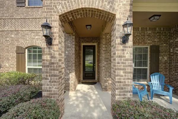2003 Doolan DR, Conroe, TX 77301