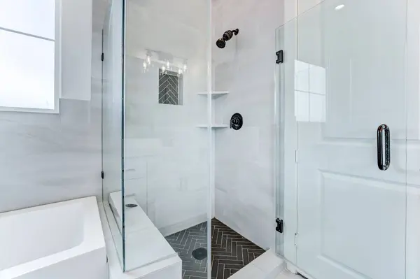 107 W Whitney ST #E, Houston, TX 77018