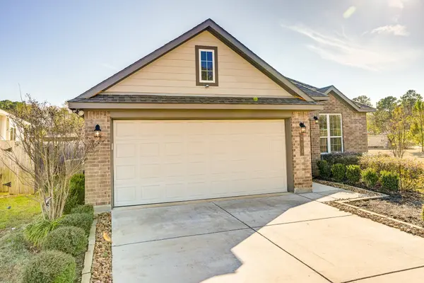 204 Shoreview DR, Conroe, TX 77303
