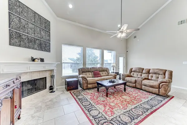 19502 Valkyrie DR, Spring, TX 77379