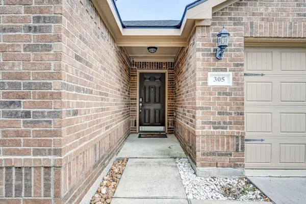 305 Pine Mist LN, Conroe, TX 77304