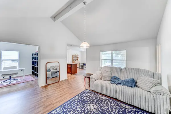 305 Pine Mist LN, Conroe, TX 77304