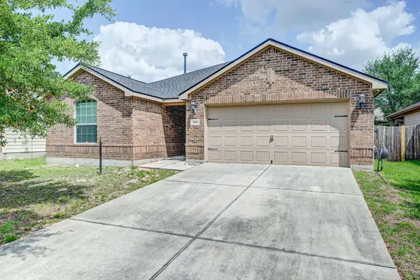 305 Pine Mist LN, Conroe, TX 77304