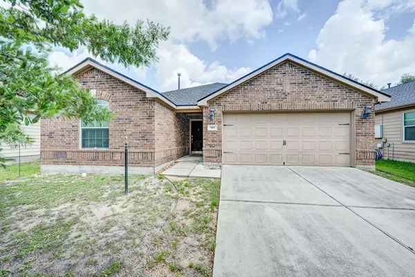 305 Pine Mist LN, Conroe, TX 77304