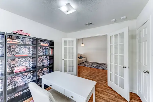 305 Pine Mist LN, Conroe, TX 77304