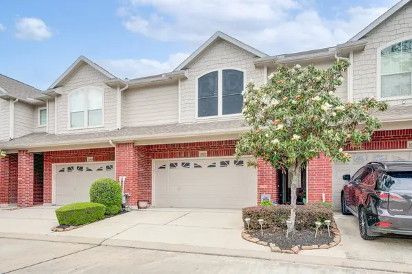 10926 Chazenwood DR, Houston, TX 77064