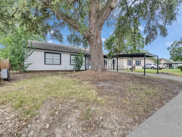 7914 Belbay ST, Houston, TX 77033