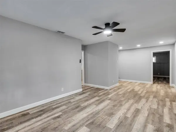 7914 Belbay ST, Houston, TX 77033