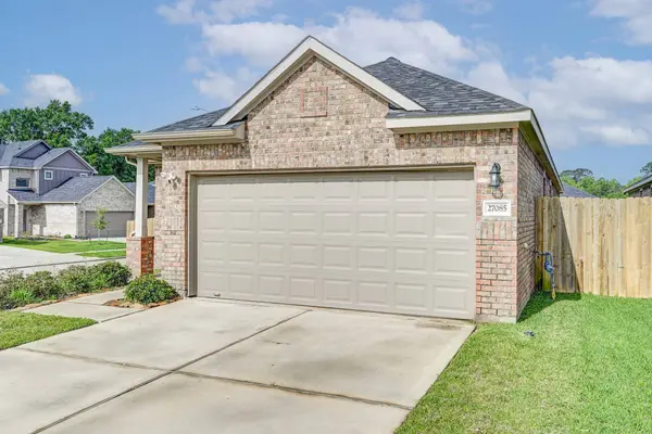 27085 Kestrel TRL, Magnolia, TX 77354