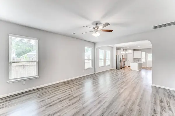 27085 Kestrel TRL, Magnolia, TX 77354