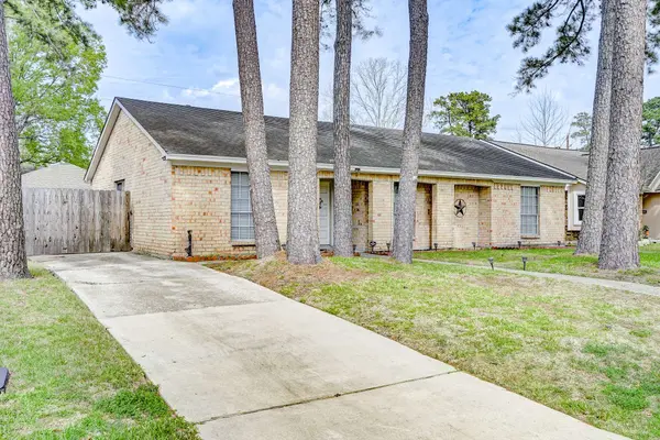 2507 Whispering Springs DR, Spring, TX 77373