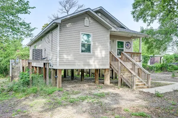 301 Bayou DR, Channelview, TX 77530