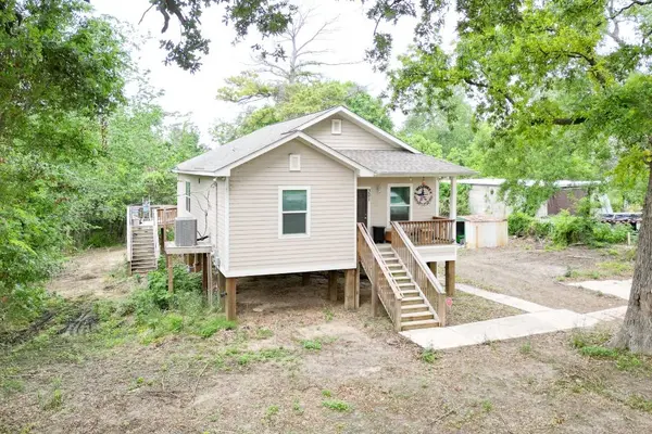 301 Bayou DR, Channelview, TX 77530