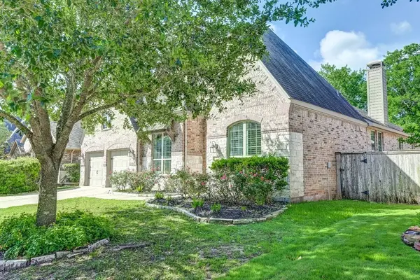 4723 Trickle Creek CT, Fulshear, TX 77441