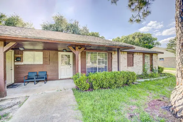 3834 Westheimer Place DR, Houston, TX 77082