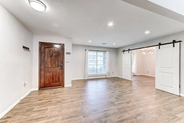 6034 Cartagena ST, Houston, TX 77035
