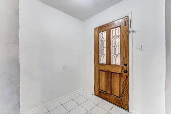 6826 River Bluff DR, Houston, TX 77085