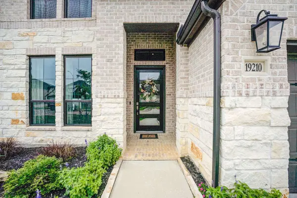 19210 Derby Run LN, Tomball, TX 77377