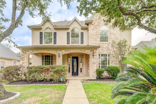 2104 Windy Shores DR, Pearland, TX 77584