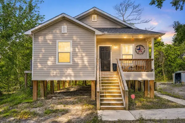 301 Bayou DR, Channelview, TX 77530