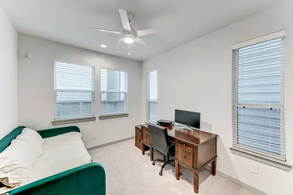 737 N Emile ST, Houston, TX 77020