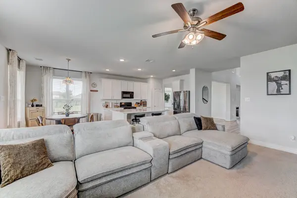 1926 Temple Grove DR, Rosharon, TX 77583
