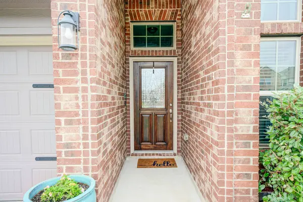 255 Dale Ridge LN, Dickinson, TX 77539