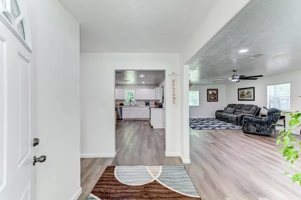 140 County Road 2005, Liberty, TX 77575