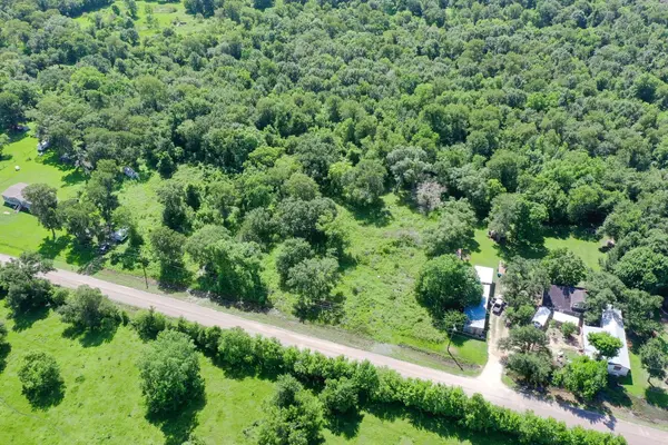 359 County Road 472, Sweeny, TX 77480