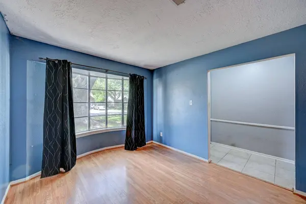 12419 Maxim DR, Houston, TX 77065