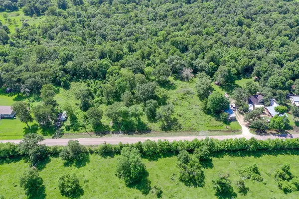 359 County Road 472, Sweeny, TX 77480