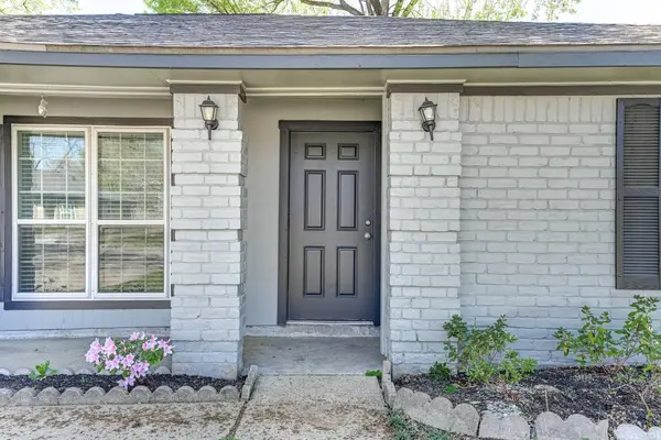 12415 Foxburo DR, Houston, TX 77065