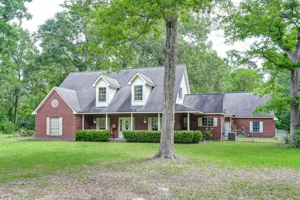 9881 Fosters BND, Cleveland, TX 77328