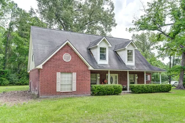 9881 Fosters BND, Cleveland, TX 77328