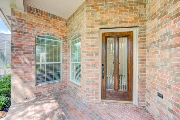 2425 Spellbrook CT, League City, TX 77573