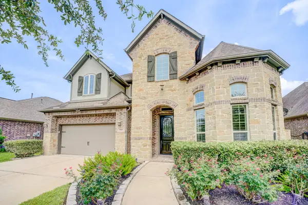 3543 Morning Hill CT, Pearland, TX 77584