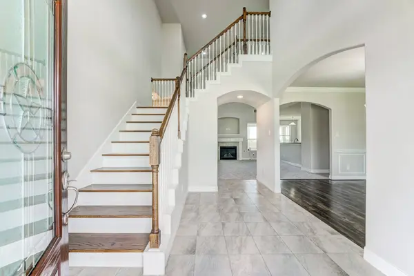 9626 Oaklawn DR, Baytown, TX 77523