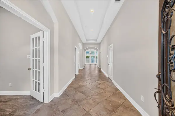 6302 Falling Briar LN, Sugar Land, TX 77479