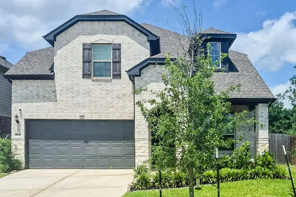 25737 Damask DR