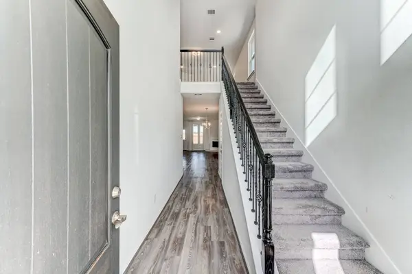 7458 Sunlit Harbor DR, Cypress, TX 77433