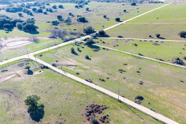682 Schultz RD S, Sealy, TX 77474