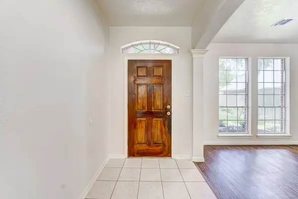 8510 Nashwood CT, Houston, TX 77040
