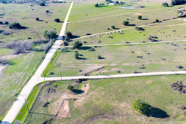 682 Schultz RD S, Sealy, TX 77474