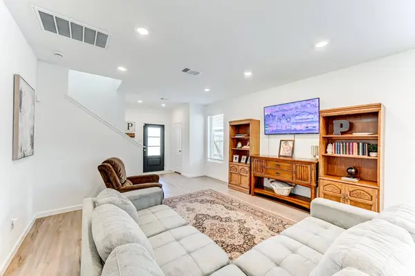 20901 Cropani Shadow DR, New Caney, TX 77357