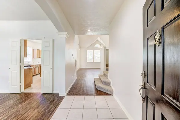 8510 Nashwood CT, Houston, TX 77040