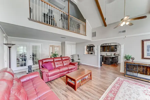 16310 Acapulco DR, Jersey Village, TX 77040