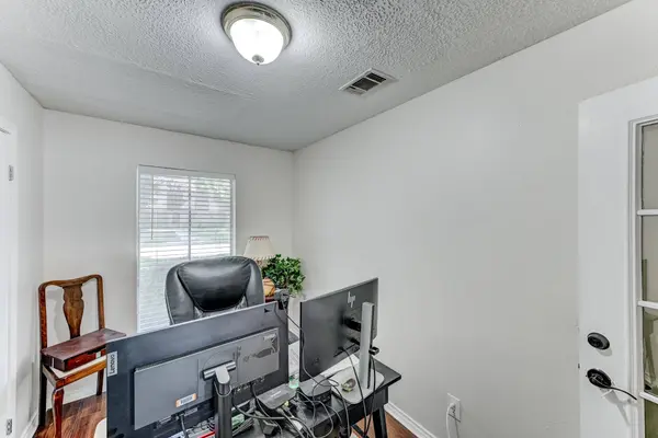 16310 Acapulco DR, Jersey Village, TX 77040