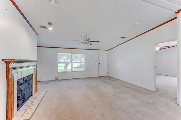 418 County Road 643, Kenefick, TX 77535