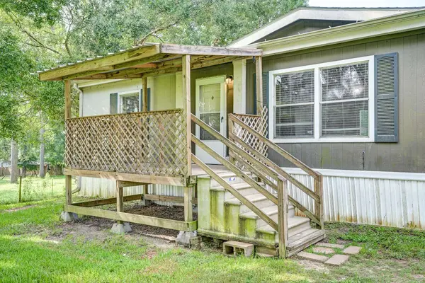 418 County Road 643, Kenefick, TX 77535